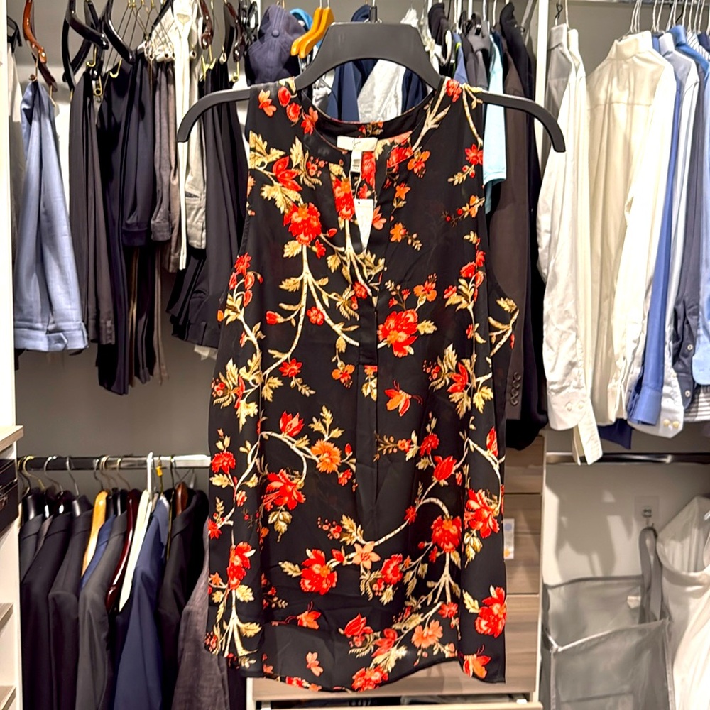 Joie Aruna Sleevelesss top size Small, Color: CAVIAR
